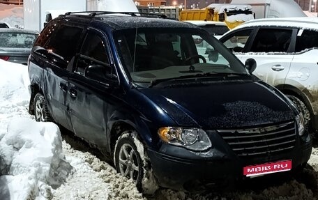 Chrysler Voyager IV, 2003 год, 180 000 рублей, 1 фотография