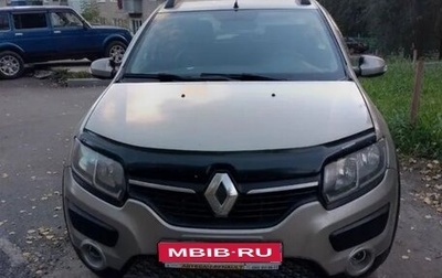 Renault Sandero II рестайлинг, 2015 год, 700 000 рублей, 1 фотография