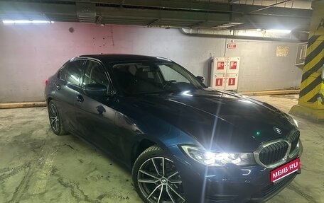 BMW 3 серия, 2019 год, 3 240 000 рублей, 1 фотография