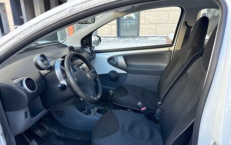 Peugeot 107 I рестайлинг, 2011 год, 275 000 рублей, 9 фотография