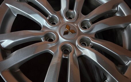 Mitsubishi Pajero IV, 2019 год, 3 900 000 рублей, 7 фотография