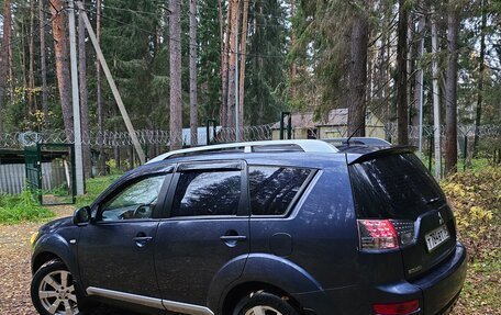 Mitsubishi Outlander III рестайлинг 3, 2008 год, 889 000 рублей, 4 фотография