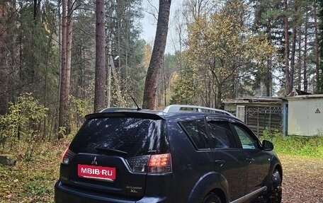 Mitsubishi Outlander III рестайлинг 3, 2008 год, 889 000 рублей, 6 фотография