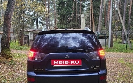 Mitsubishi Outlander III рестайлинг 3, 2008 год, 889 000 рублей, 5 фотография