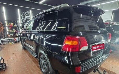 Toyota Land Cruiser 200, 2014 год, 3 790 000 рублей, 9 фотография