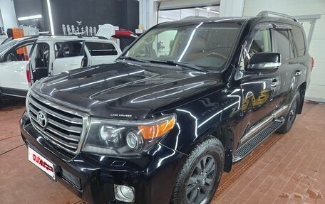 Toyota Land Cruiser 200, 2014 год, 3 790 000 рублей, 3 фотография