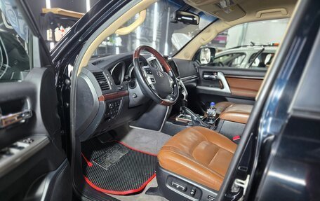 Toyota Land Cruiser 200, 2014 год, 3 790 000 рублей, 12 фотография