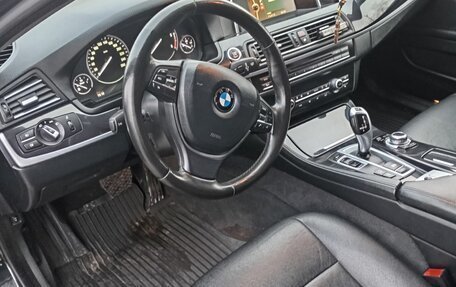 BMW 5 серия, 2013 год, 1 370 000 рублей, 16 фотография