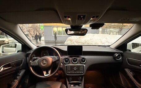 Mercedes-Benz GLA, 2019 год, 3 300 000 рублей, 5 фотография