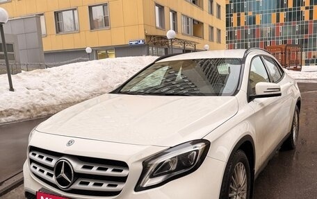 Mercedes-Benz GLA, 2019 год, 3 300 000 рублей, 2 фотография
