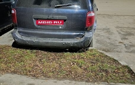 Chrysler Voyager IV, 2003 год, 180 000 рублей, 3 фотография