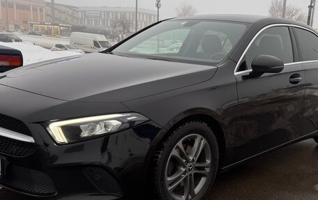 Mercedes-Benz A-Класс, 2019 год, 2 200 000 рублей, 7 фотография