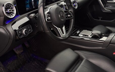 Mercedes-Benz A-Класс, 2019 год, 2 200 000 рублей, 8 фотография