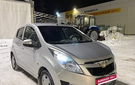 Chevrolet Spark III, 2012 год, 590 000 рублей, 2 фотография