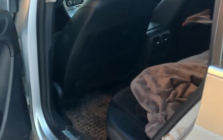 Volkswagen Passat B7, 2011 год, 1 050 000 рублей, 12 фотография