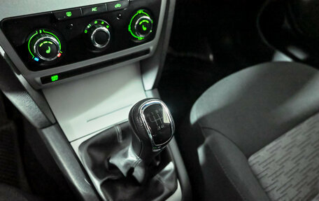 Skoda Octavia, 2012 год, 950 000 рублей, 14 фотография