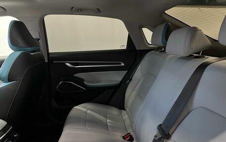 Geely Emgrand, 2023 год, 1 749 900 рублей, 12 фотография