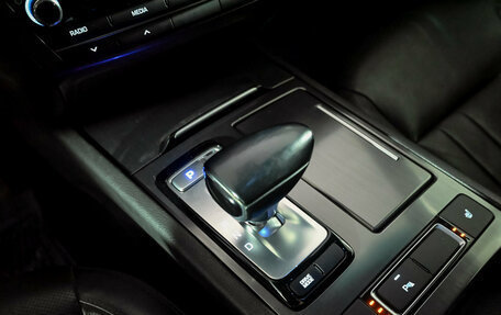 Genesis G80 I, 2018 год, 2 390 000 рублей, 16 фотография