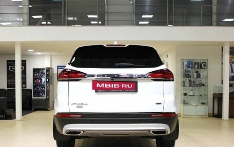 Geely Atlas, 2023 год, 2 215 000 рублей, 5 фотография