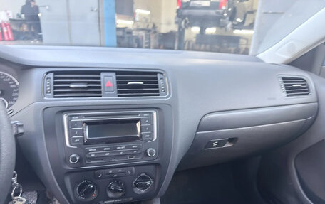 Volkswagen Jetta VI, 2014 год, 850 000 рублей, 12 фотография