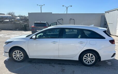 KIA cee'd III, 2022 год, 1 950 000 рублей, 2 фотография