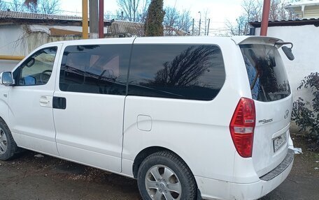 Hyundai Grand Starex Grand Starex I рестайлинг 2, 2016 год, 2 100 000 рублей, 8 фотография