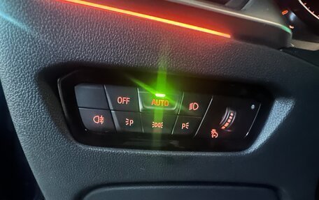 BMW 3 серия, 2019 год, 3 240 000 рублей, 22 фотография