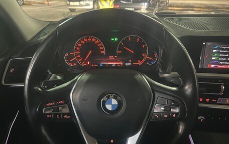 BMW 3 серия, 2019 год, 3 240 000 рублей, 24 фотография