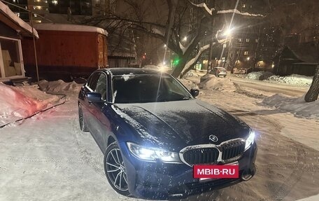 BMW 3 серия, 2019 год, 3 240 000 рублей, 40 фотография
