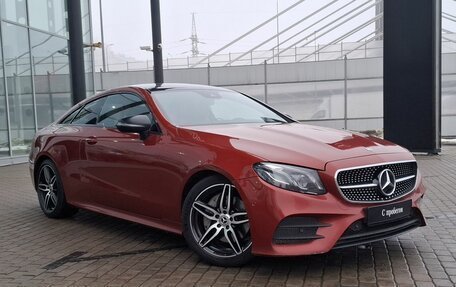 Mercedes-Benz E-Класс, 2019 год, 3 490 000 рублей, 8 фотография