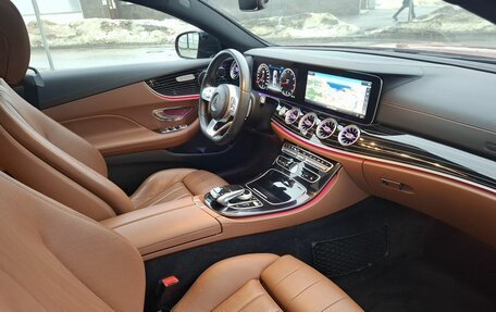 Mercedes-Benz E-Класс, 2019 год, 3 490 000 рублей, 17 фотография