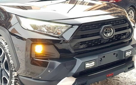 Toyota RAV4, 2019 год, 3 249 000 рублей, 4 фотография