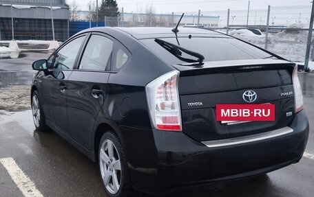 Toyota Prius, 2009 год, 1 070 000 рублей, 10 фотография