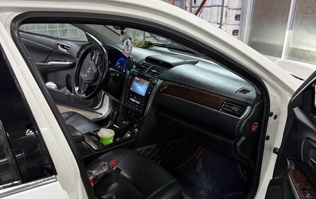 Toyota Camry, 2016 год, 2 300 000 рублей, 3 фотография