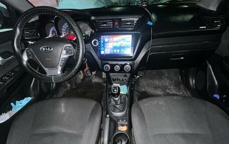 KIA Rio III рестайлинг, 2015 год, 600 000 рублей, 9 фотография