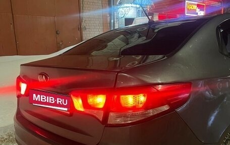 KIA Rio III рестайлинг, 2015 год, 600 000 рублей, 6 фотография