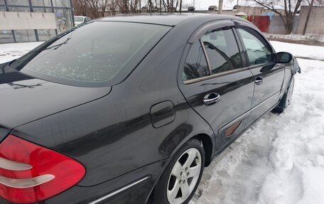 Mercedes-Benz E-Класс, 2003 год, 400 000 рублей, 5 фотография