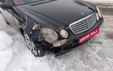 Mercedes-Benz E-Класс, 2003 год, 400 000 рублей, 6 фотография