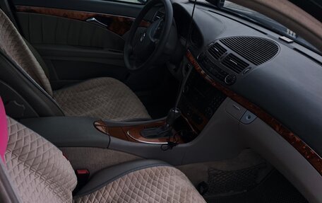 Mercedes-Benz E-Класс, 2003 год, 400 000 рублей, 13 фотография