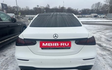 Mercedes-Benz E-Класс, 2020 год, 5 600 000 рублей, 6 фотография