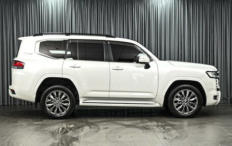 Toyota Land Cruiser, 2021 год, 9 948 000 рублей, 5 фотография