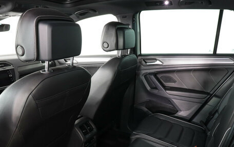 Volkswagen Tiguan II, 2021 год, 4 399 000 рублей, 7 фотография