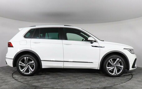 Volkswagen Tiguan II, 2021 год, 4 399 000 рублей, 12 фотография