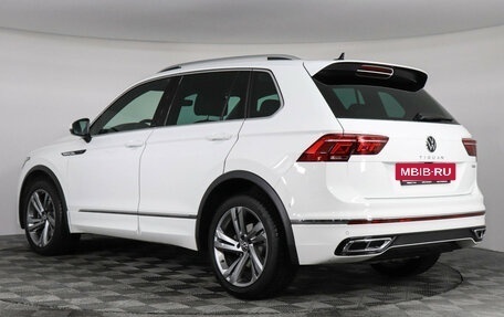 Volkswagen Tiguan II, 2021 год, 4 399 000 рублей, 13 фотография