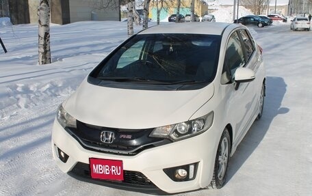 Honda Fit III, 2013 год, 1 299 000 рублей, 1 фотография