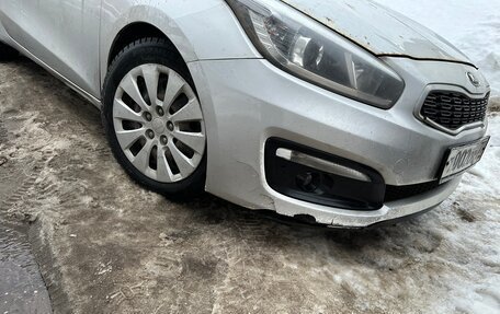 KIA cee'd III, 2017 год, 950 000 рублей, 2 фотография