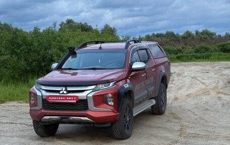 Mitsubishi L200 IV рестайлинг, 2019 год, 2 870 000 рублей, 13 фотография