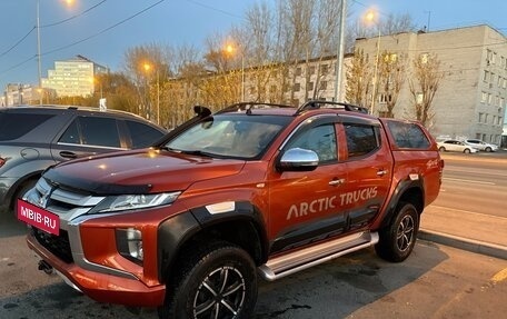 Mitsubishi L200 IV рестайлинг, 2019 год, 2 870 000 рублей, 11 фотография