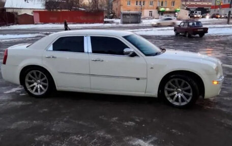 Chrysler 300C II, 2008 год, 900 000 рублей, 2 фотография