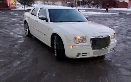 Chrysler 300C II, 2008 год, 900 000 рублей, 3 фотография
